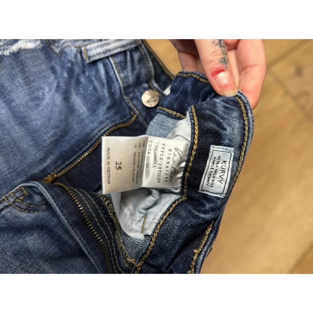 Kancan Signature Stylish Distressed‎ Womens Dark Wash Distressed Skinny Jeans 25